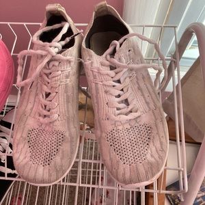 Rebel ruthless sneakers